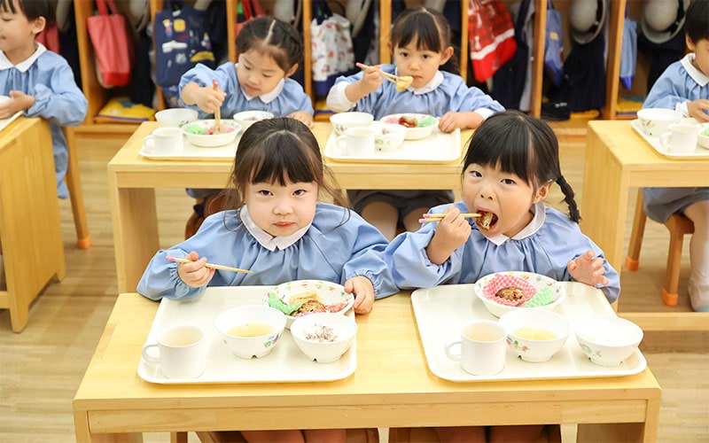給食2