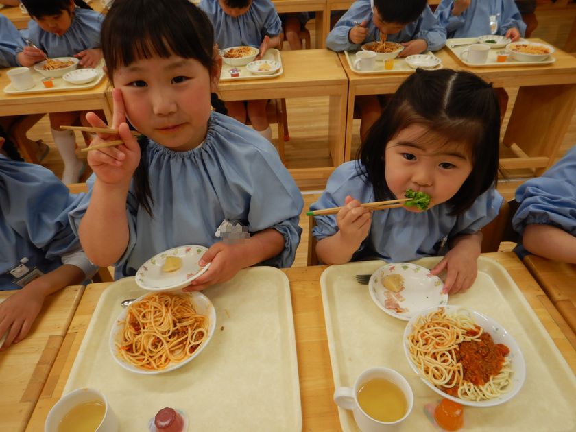 給食
