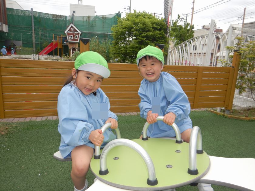 園庭遊び楽しいね