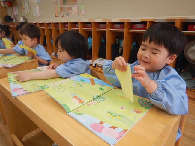 チャイルドブックを読む